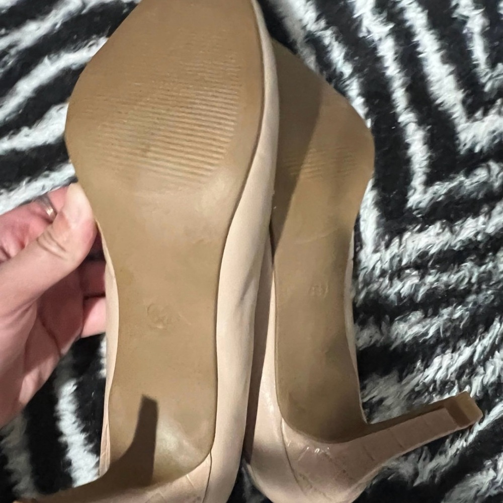 Ann Taylor Leather Pump Heels Mila - Picture 2 of 8